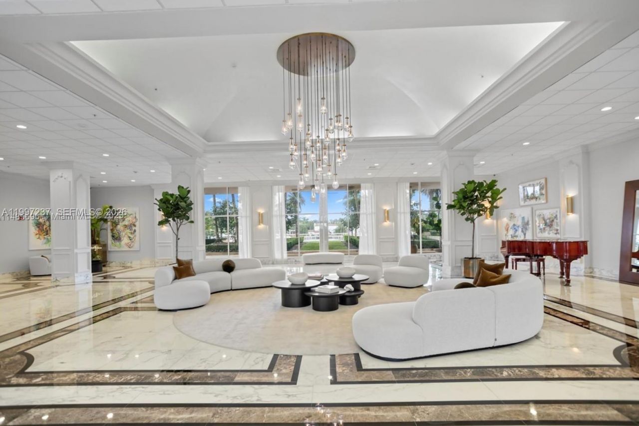 5600 Collins Ave, Unit 16N, Miami Beach, FL 33140 Photo