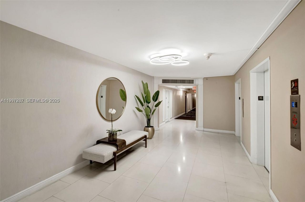5600 Collins Ave, Unit 16N, Miami Beach, FL 33140 Photo