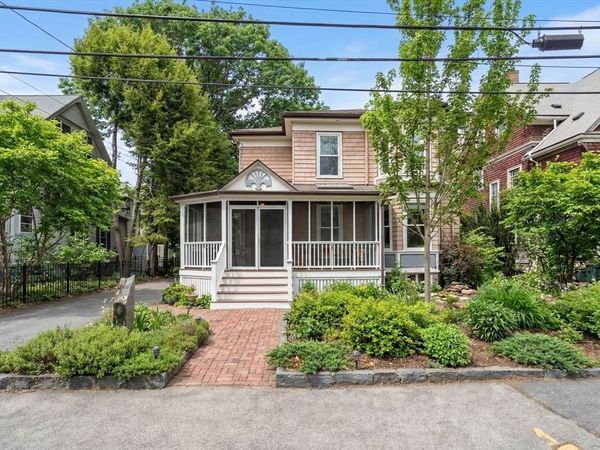 19 Forest St, Newton, MA 02461