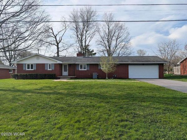 135 Sunset Drive, Bluffton, OH 45817