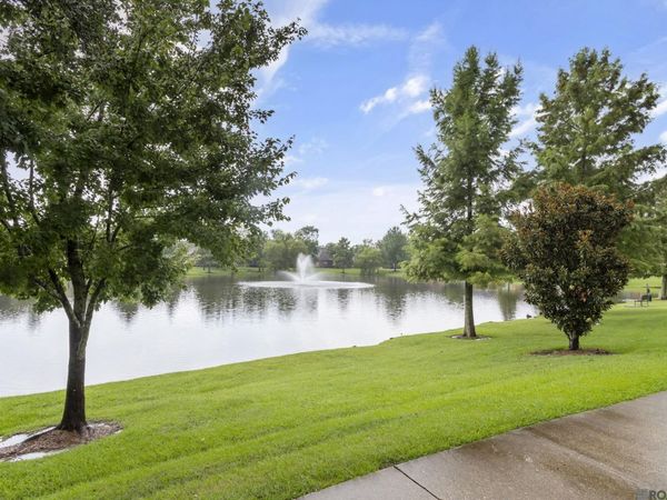 809 Summer Breeze Dr, Unit #1202, Baton Rouge, LA 70810
