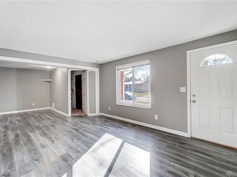 4825 Flagstone Court, Dayton, OH 45424 Photo 6