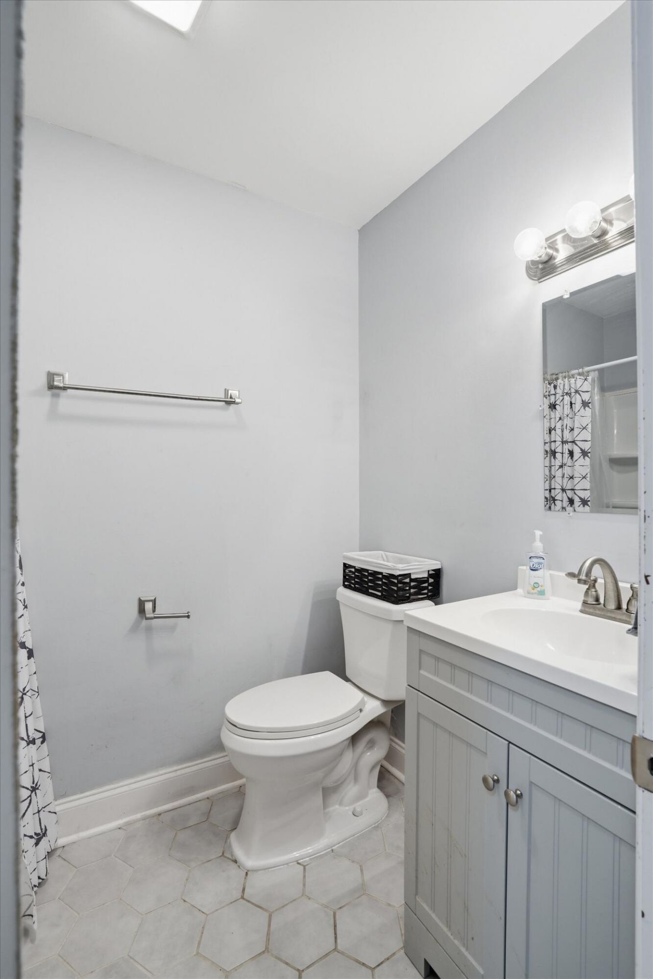 218 Village Green Circle Photo 15