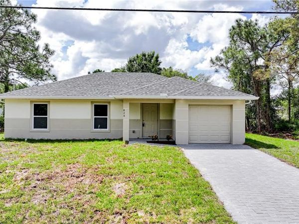 824 Carpenter ST E, LEHIGH ACRES, FL 33974