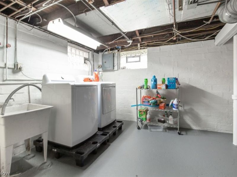 11412 Thrush Avenue , Cleveland, OH 44111 Photo 16