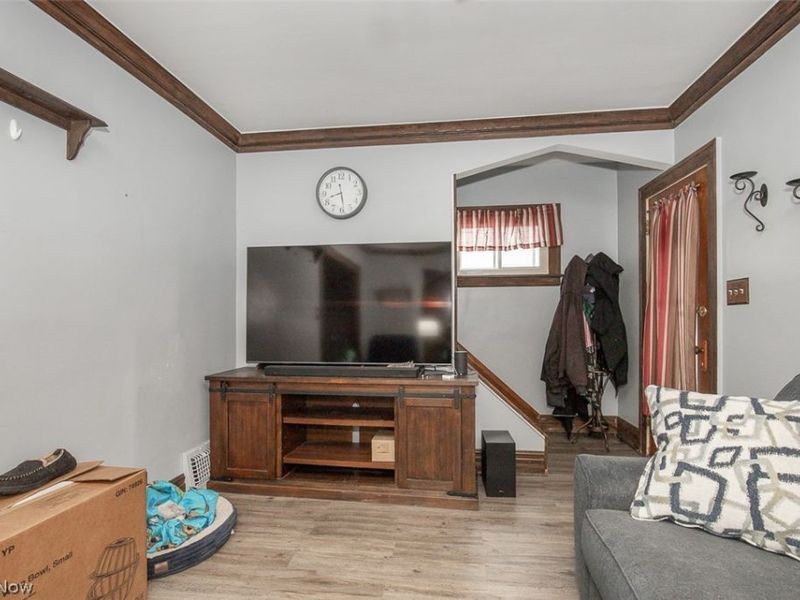 11412 Thrush Avenue , Cleveland, OH 44111 Photo 4