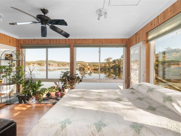 414 Morgan Creek DR, Burnet, TX 78611