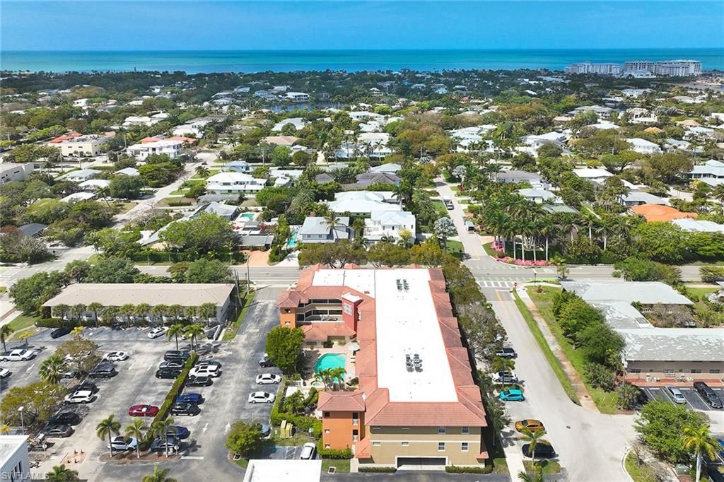 850 6th Ave N, Unit 204, Naples, FL 34102 Photo