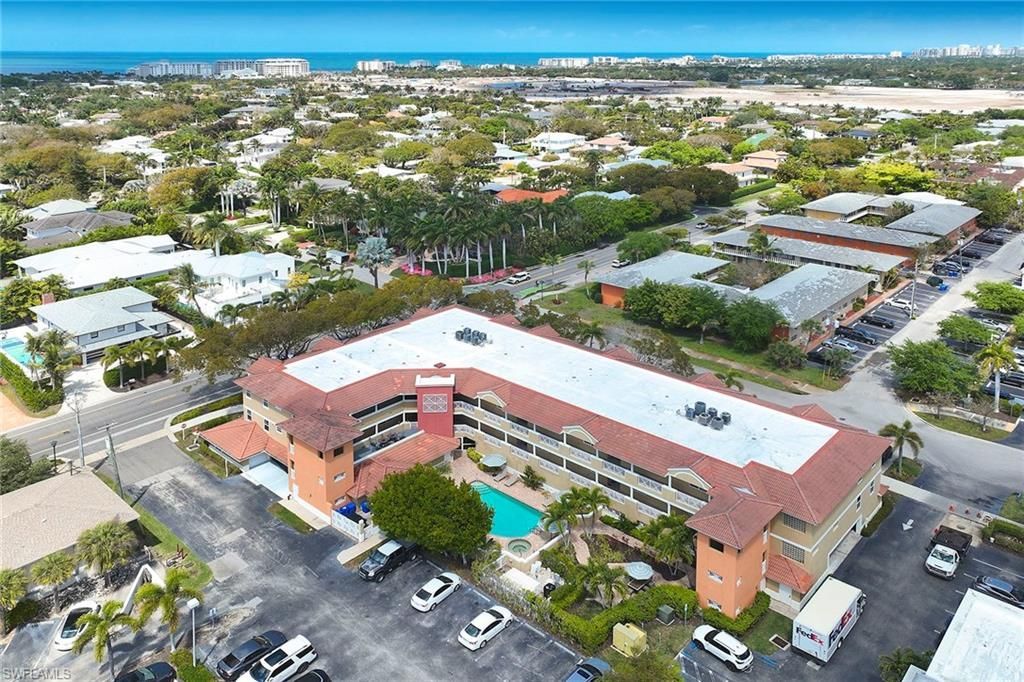 850 6th Ave N, Unit 204, Naples, FL 34102 Photo