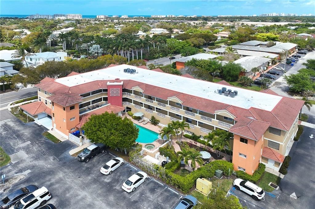 850 6th Ave N, Unit 204, Naples, FL 34102 Photo