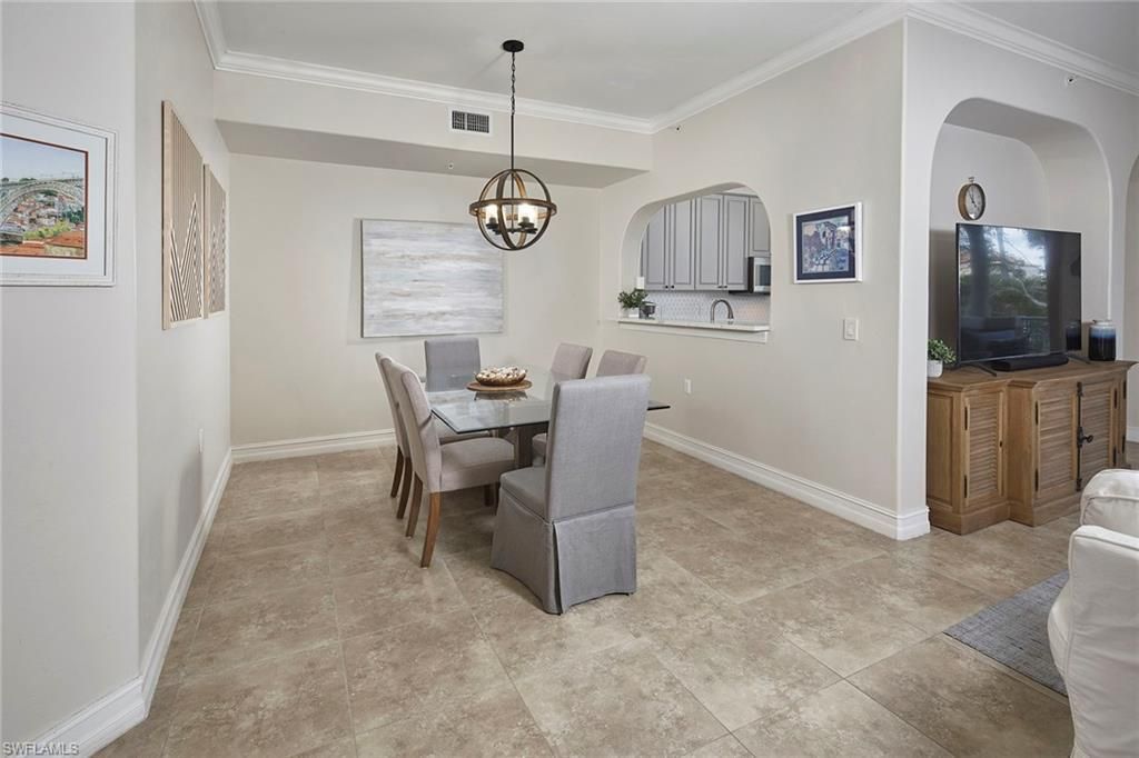 850 6th Ave N, Unit 204, Naples, FL 34102 Photo