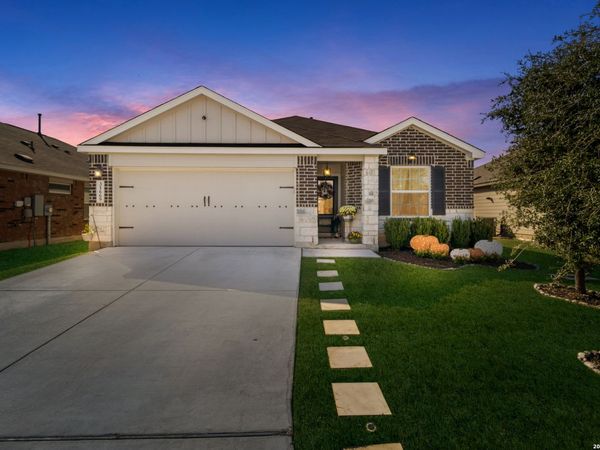 31669 far away, Bulverde, TX 78163