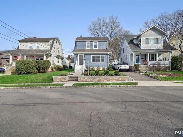 27 Otsego Road, VERONA, NJ 07044