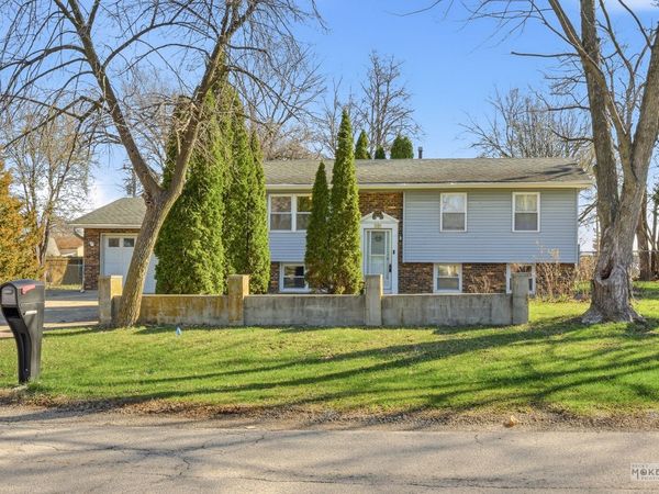 351 Catherine Street, Aurora, IL 60505