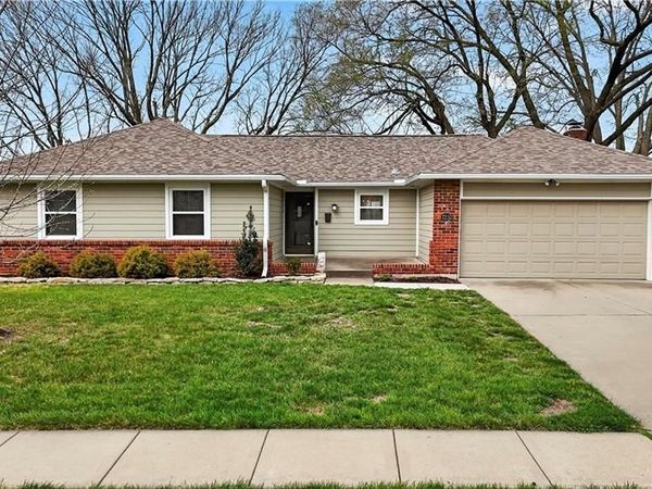 7232 Bond Street, Shawnee, KS 66203