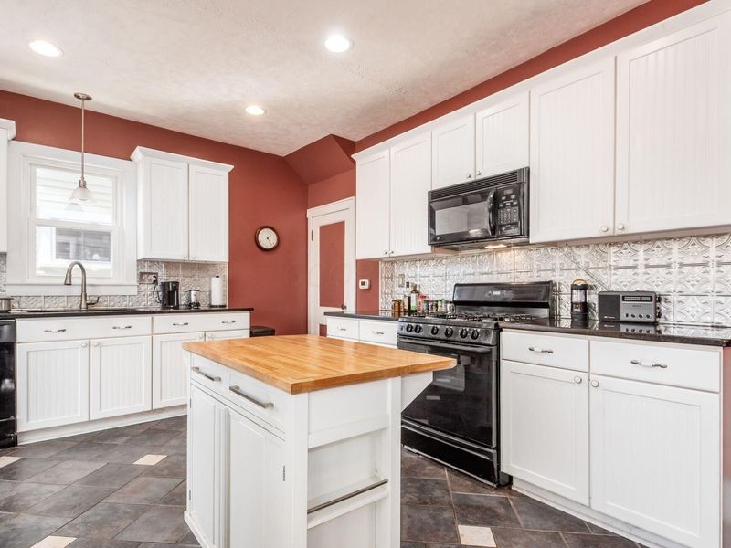 261 E Tulane Road, Columbus, OH 43202 Photo 14