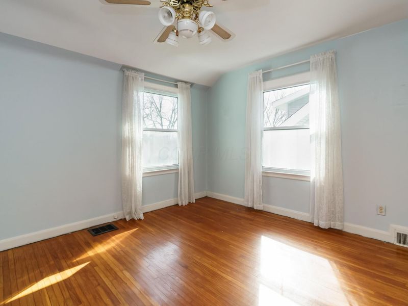 136 Fallis Road , Columbus, OH 43214 Photo 19