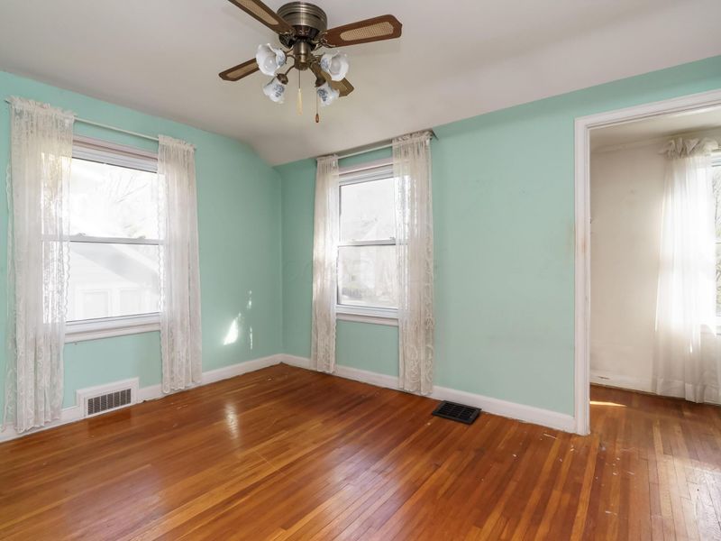 136 Fallis Road , Columbus, OH 43214 Photo 21