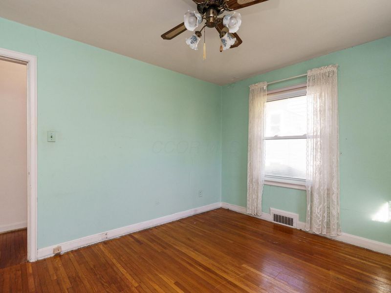 136 Fallis Road , Columbus, OH 43214 Photo 22