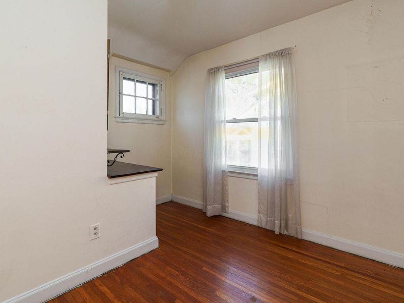 136 Fallis Road , Columbus, OH 43214 Photo 24