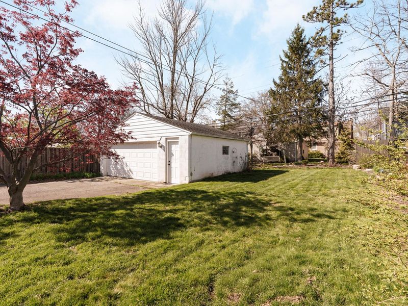 136 Fallis Road , Columbus, OH 43214 Photo 29