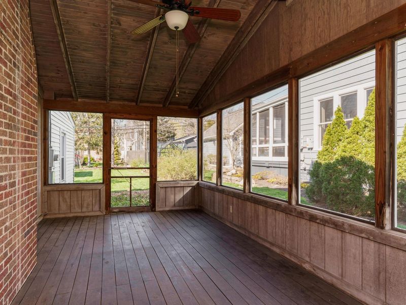 136 Fallis Road , Columbus, OH 43214 Photo 3