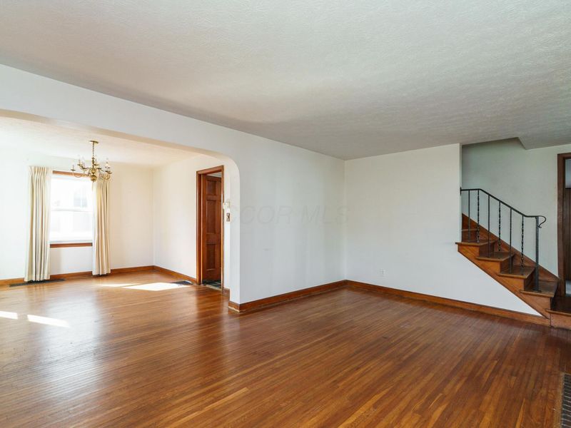 136 Fallis Road , Columbus, OH 43214 Photo 8