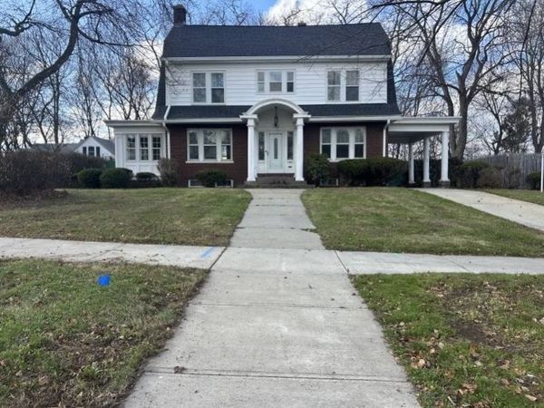 122 Bellevue Ave, Springfield, MA 01108