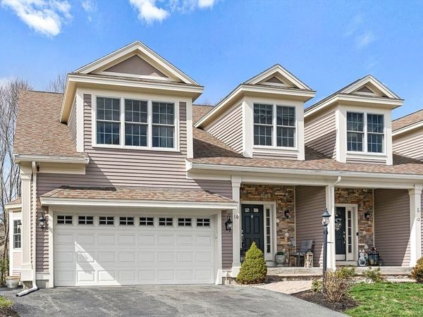 10 White Cedar Drive, Unit 10, Middleton, MA 01949