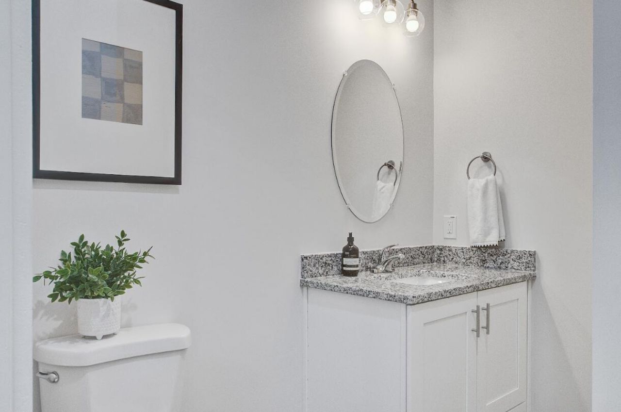 5739 N Murray Avenue Photo 15