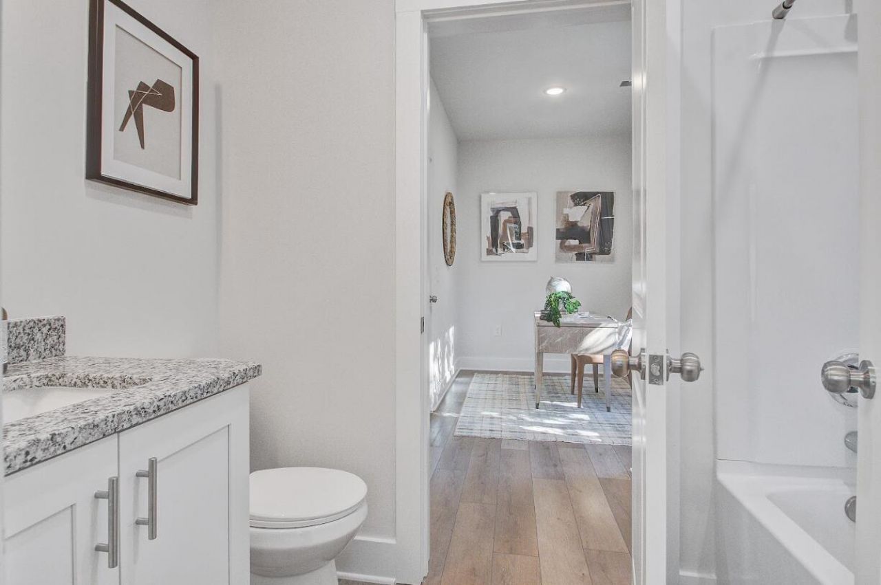 5739 N Murray Avenue Photo 23