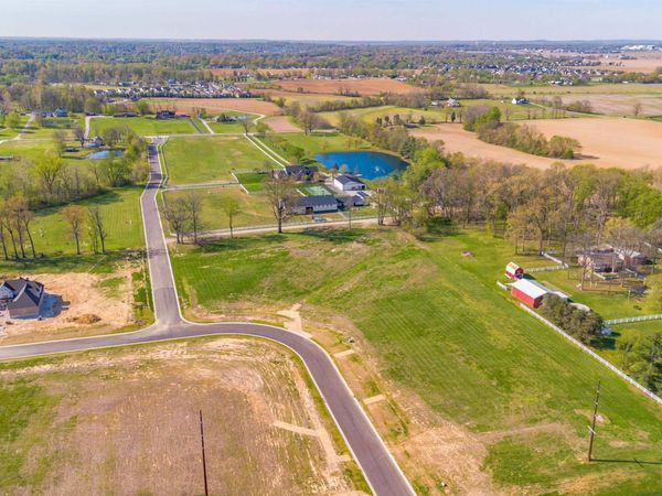 1209 Saddlebrooke Circle, Chandler, IN 47610