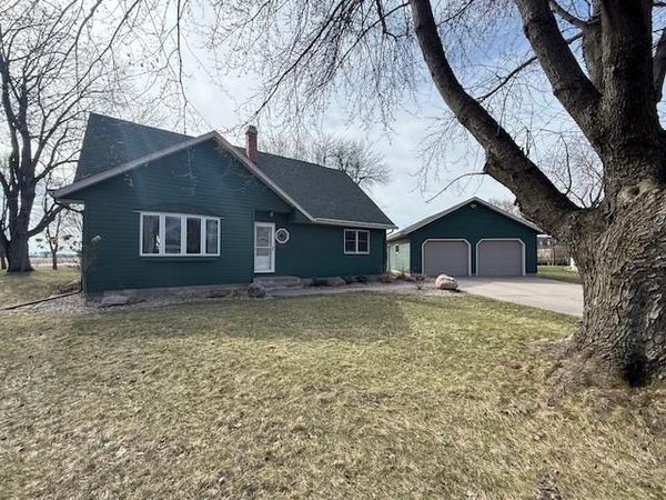 111 Beachwood Lane , Redwood Falls, MN 56283