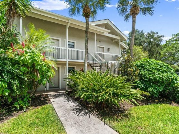 11863 Wimbledon Circle, Unit 406, Wellington, FL 33414