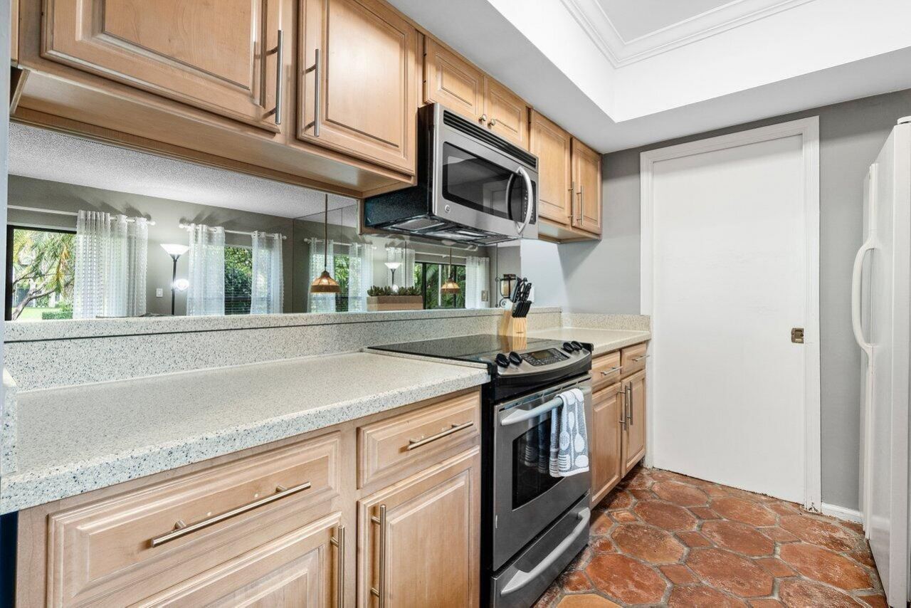 11863 Wimbledon Circle, Unit 406, Wellington, FL 33414 Photo