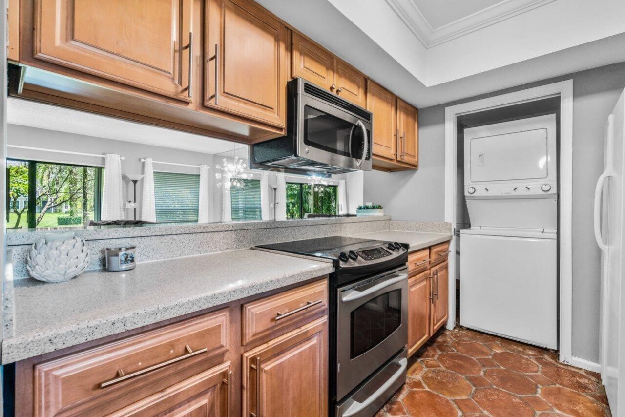 11863 Wimbledon Circle, Unit 406, Wellington, FL 33414 Photo
