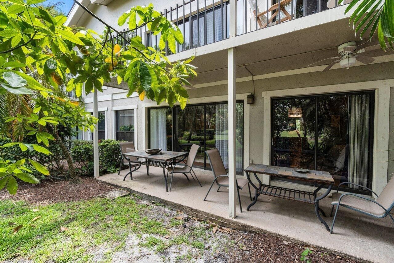 11863 Wimbledon Circle, Unit 406, Wellington, FL 33414 Photo