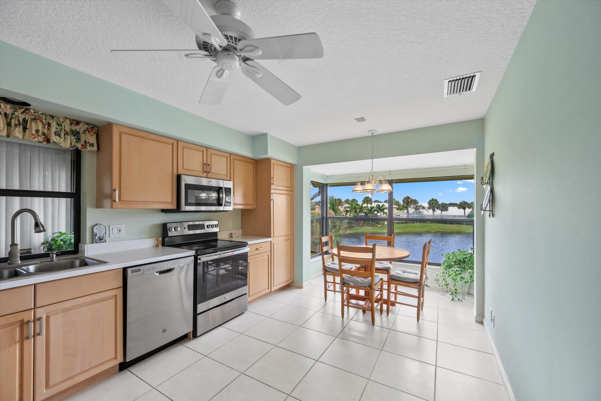 3971 Schooner Pointe Drive, Unit 201, Jupiter, FL 33477 Photo
