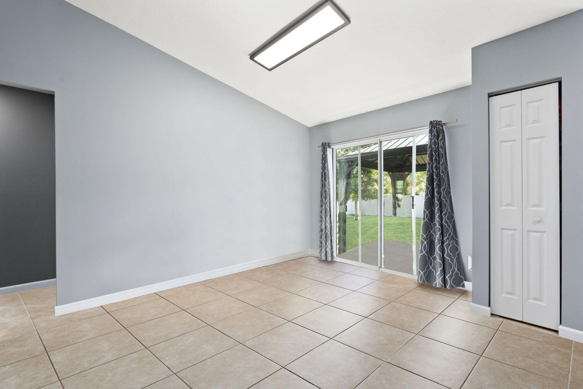 2118 SE Genoa Street, Port Saint Lucie, FL 34952 Photo