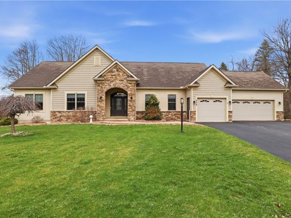 859 Bel Arbor Drive, Victor, NY 14564