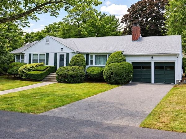 69 Karen Road, Newton, MA 02468