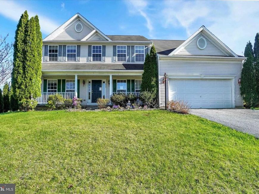 650 Clydesdale Drive, York, PA 17402 Main Photo