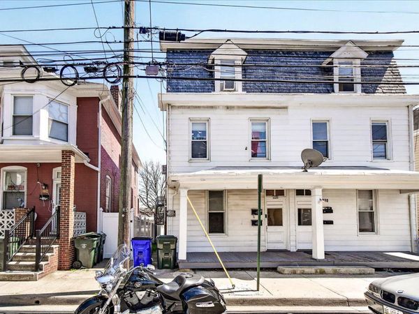 228 S LOCUST, HAGERSTOWN, MD 21740