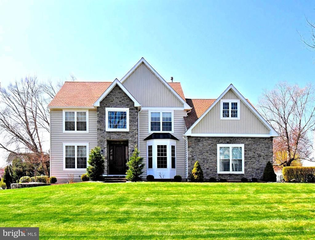 615 GLEN MEADOW ROAD, RICHBORO, PA 18954