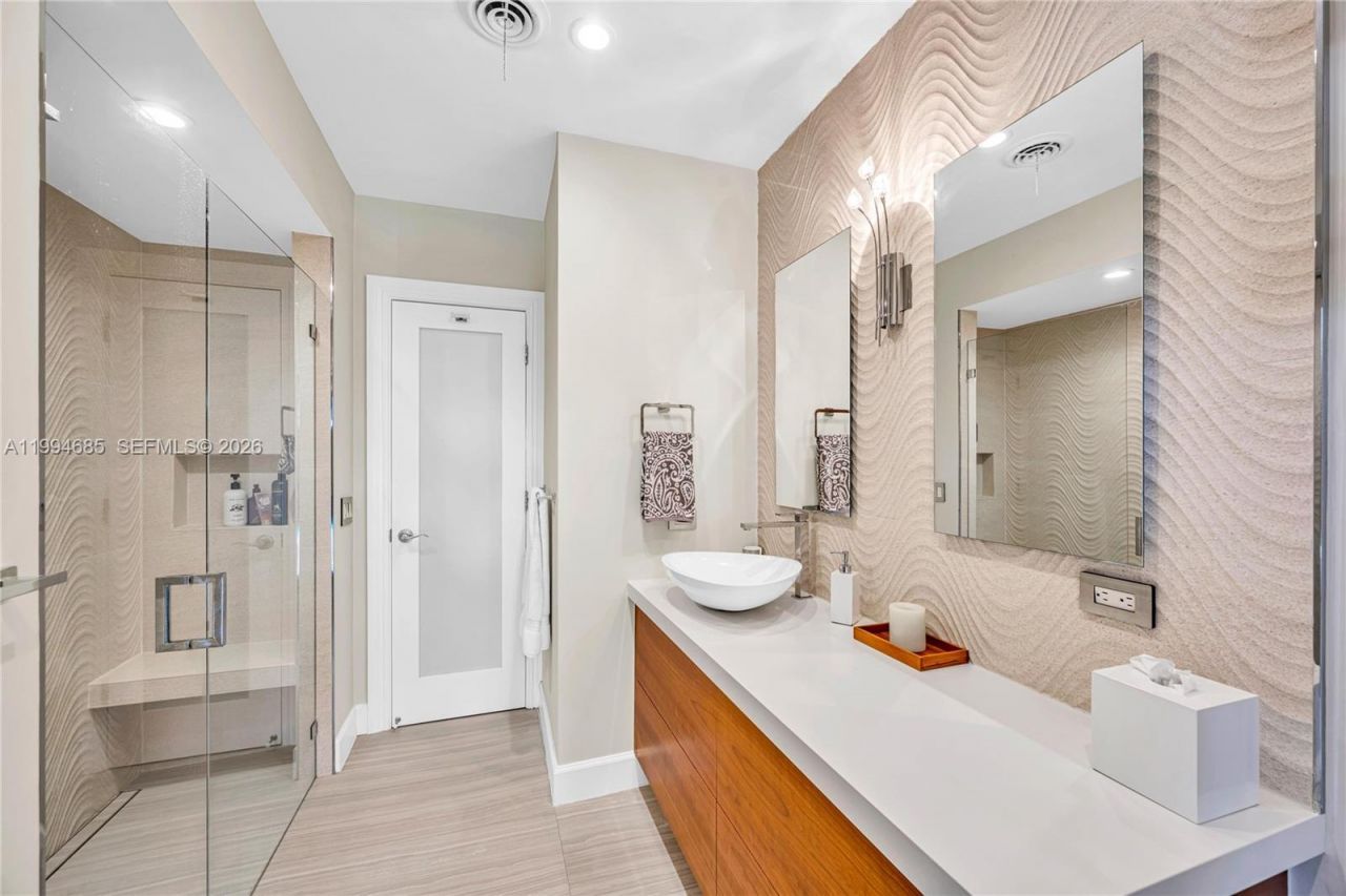 8541 SW 87th Ct, Miami, FL 33173 Photo