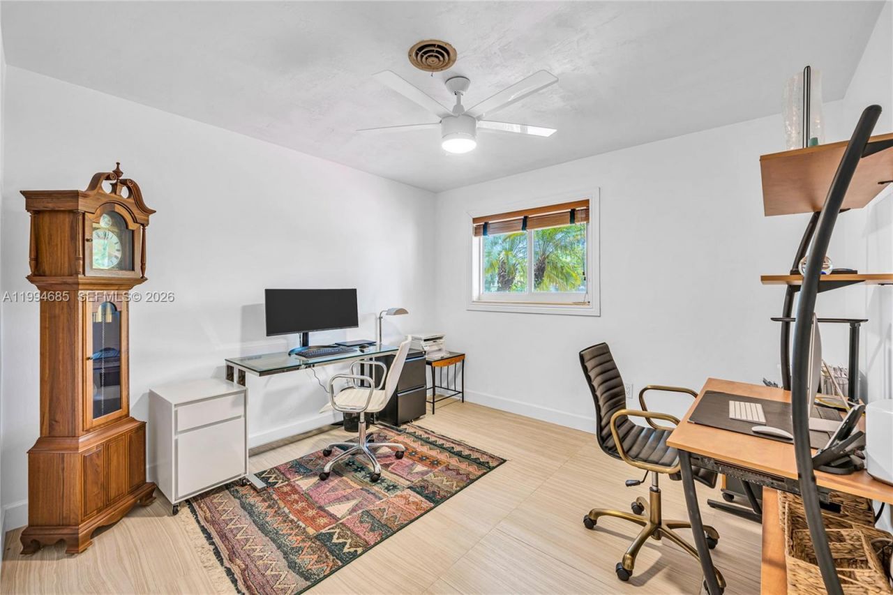 8541 SW 87th Ct, Miami, FL 33173 Photo