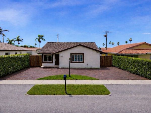 1654 SW 138th Ct , Miami, FL 33175