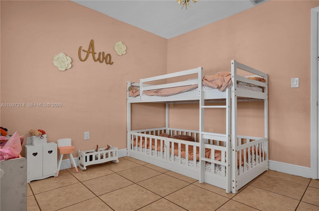 1654 SW 138th Ct, Miami, FL 33175 Photo