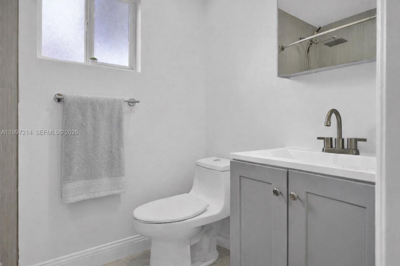 1654 SW 138th Ct, Miami, FL 33175 Photo