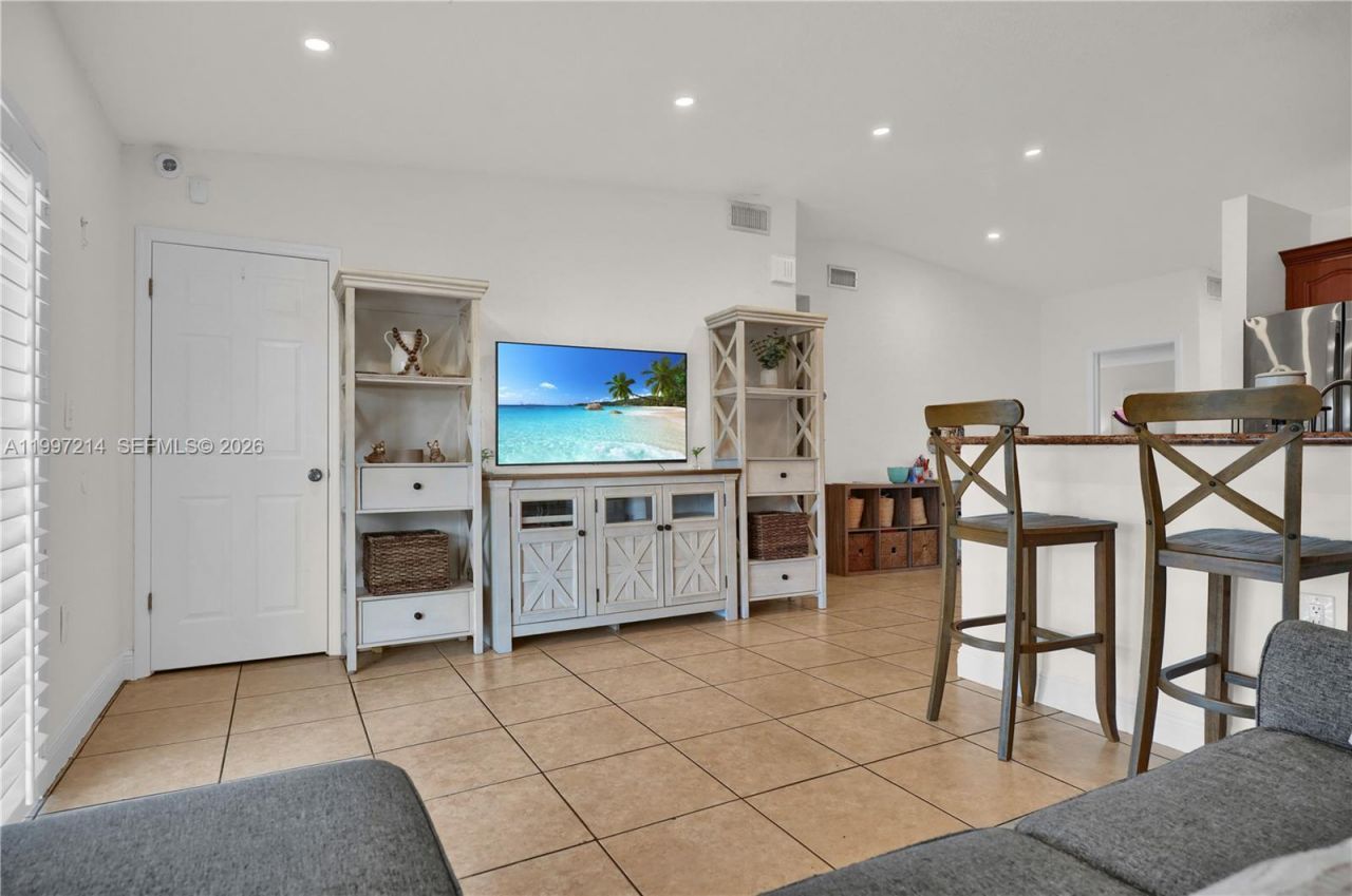 1654 SW 138th Ct, Miami, FL 33175 Photo